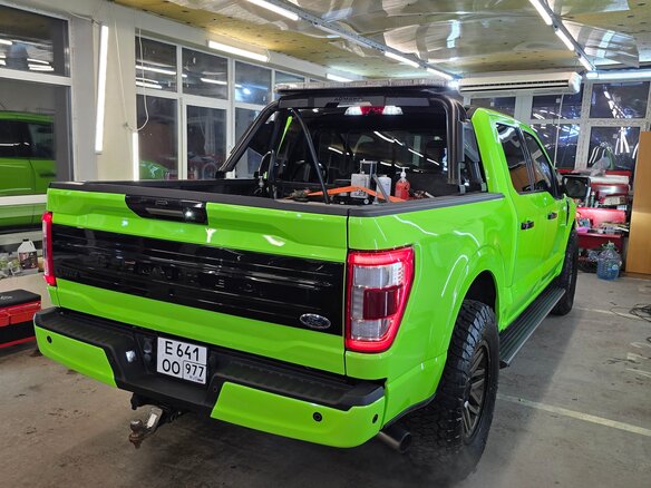 2021 Ford F-150 XIV, зелёный, 6700000 рублей - вид 11