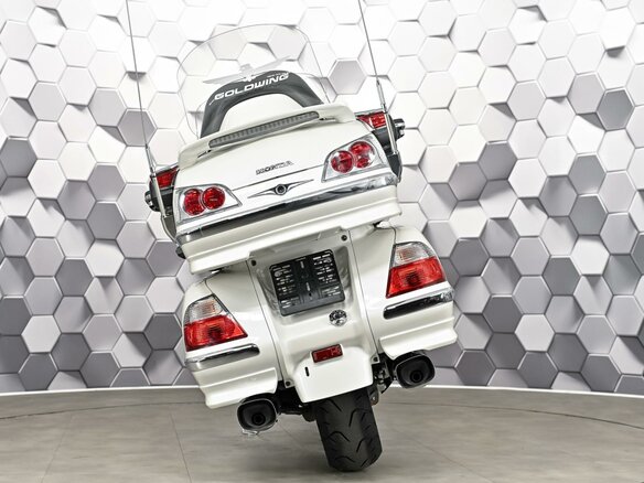 2008 Honda GL 1800 Gold Wing, белый - вид 5