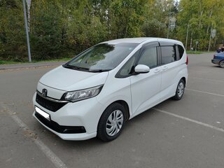 2020 Honda Freed II Рестайлинг, белый, 1530000 рублей, вид 1