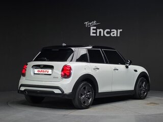 2023 Mini Cabrio Cooper III Рестайлинг 2, белый, 1805000 рублей, вид 2