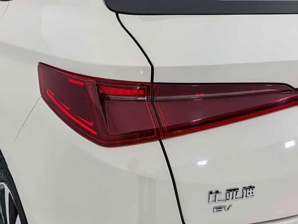 2023 BYD E2 I Рестайлинг, белый - вид 14