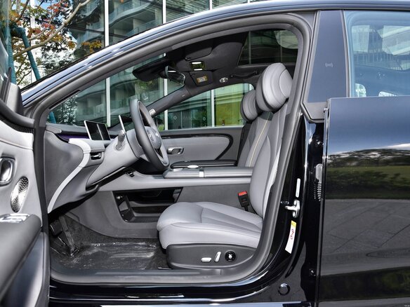 2026 Changan Qiyuan A06 28.39 kWh, чёрный, 2690000 рублей - вид 14