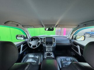 2016 Toyota Land Cruiser 200 Series Рестайлинг 2, белый, 4390000 рублей, вид 3