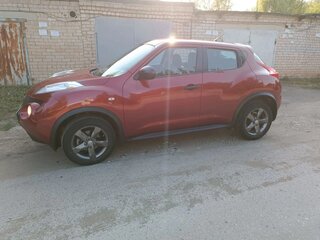 2012 Nissan Juke I, красный, 1150000 рублей, вид 3