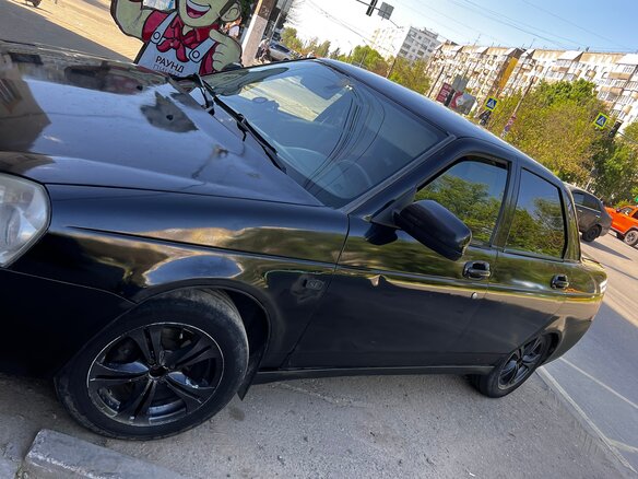 2008 Lada (ВАЗ) Priora I, чёрный, 180000 рублей - вид 1