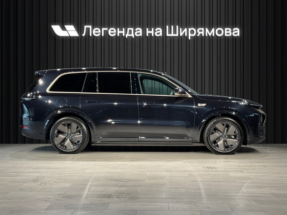 2025 Li Auto (Lixiang) L9 52.3 kWh I Рестайлинг, чёрный, 11990000 рублей - вид 3
