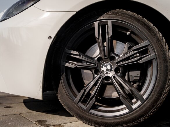 2015 BMW 6 серии 640i xDrive III (F06/F13/F12) Рестайлинг, белый - вид 16