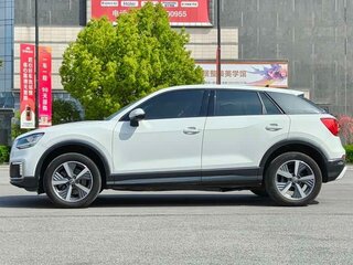 2019 Audi Q2 L e-tron I, белый, 1570000 рублей, вид 4