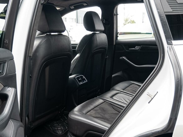 2015 Audi SQ5 I (8R), белый, 2490000 рублей - вид 10