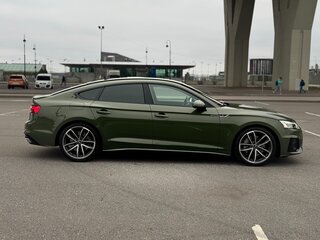 2021 Audi A5 Sportback 45 TFSI II (F5) Рестайлинг, зелёный, 4450000 рублей, вид 5