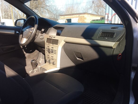 2008 Opel Astra H Рестайлинг, серебристый, 400000 рублей - вид 7