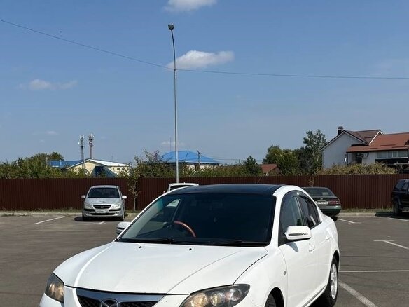 2009 Mazda Axela I, белый, 580000 рублей - вид 1