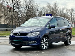 2020 Volkswagen Sharan II Рестайлинг, синий, 3156000 рублей, вид 1