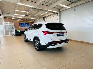 2022 Hyundai Santa Fe IV Рестайлинг, белый, 4699900 рублей, вид 4