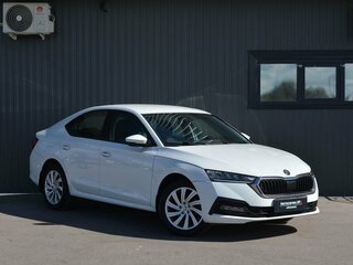 2020 Skoda Octavia IV (A8), белый, 1749888 рублей, вид 4