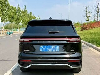 2026 Geely Monjaro (Xingyue L) i-HEV I Рестайлинг 2 (China Market), чёрный, 3570000 рублей, вид 4