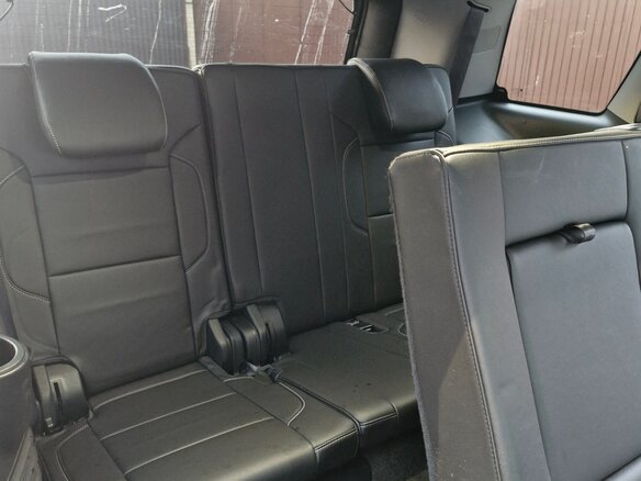 2016 Chevrolet Tahoe IV, белый, 3100000 рублей - вид 5