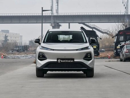 2026 Changan Qiyuan Q05 51.9 kWh II, серебристый, 2250000 рублей, вид 2