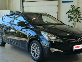 2015 Hyundai Solaris I Рестайлинг, чёрный, 730000 рублей, вид 1