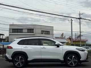 2023 Toyota Corolla Cross I, белый, 1799000 рублей, вид 4