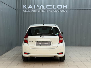 2020 Nissan Note Nismo e-Power II Рестайлинг, белый, 1219000 рублей, вид 4
