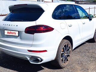 2018 Porsche Cayenne Diesel II Рестайлинг (958), белый, 3746000 рублей, вид 3