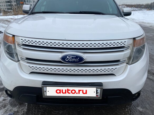 2012 Ford Explorer V, белый, 1000000 рублей - вид 2