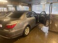 2009 BMW 5 серии 525i V (E60/E61) Рестайлинг, серый, 860000 рублей - вид 4