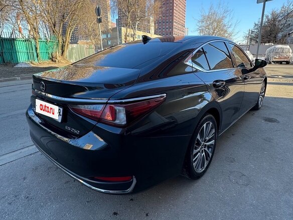 2021 Lexus ES 250 VII Рестайлинг, чёрный, 2950000 рублей - вид 7