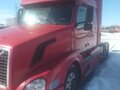 2003 Volvo VNL, красный, 1600000 рублей - вид 10