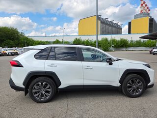 2025 Toyota RAV4 V (XA50), белый, 4700000 рублей, вид 2