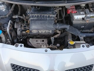 2008 Toyota Yaris Multimode II, серый, 570000 рублей, вид 5