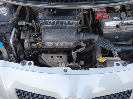 2008 Toyota Yaris Multimode II, серый, 530000 рублей, вид 5
