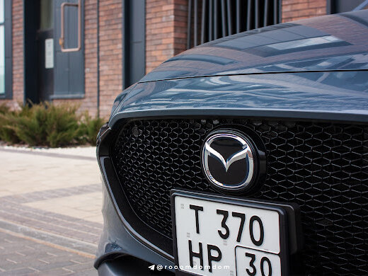 2019 Mazda 3 IV (BP), серый, 1790000 рублей - вид 15