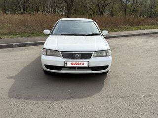 2003 Nissan Sunny B15, белый, 350000 рублей, вид 2