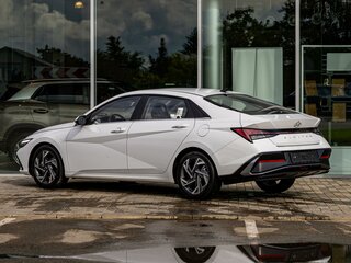 2026 Hyundai Elantra VII (CN7) Рестайлинг, белый, 2395000 рублей, вид 4