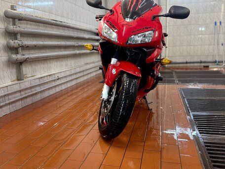 2003 Honda CBR 600RR, красный, 450000 рублей, вид 1