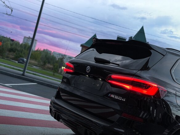 2019 BMW X5 M50d IV (G05/G18), чёрный, 5500000 рублей - вид 16