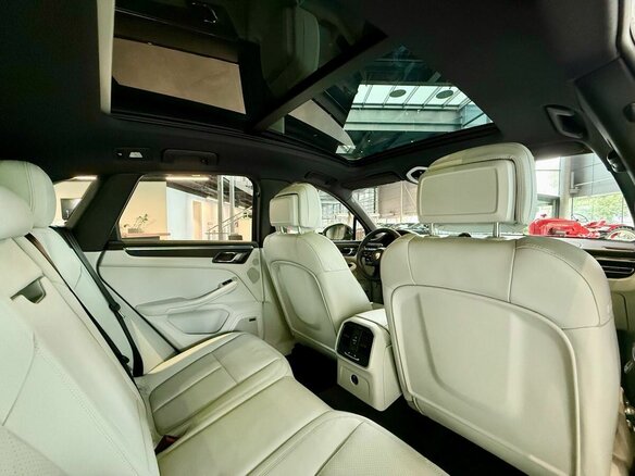 2026 Porsche Macan I Рестайлинг 2, серый, 14220000 рублей - вид 12