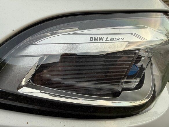 2021 BMW X6 40d III (G06), белый, 6200000 рублей - вид 34