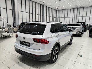2019 Volkswagen Tiguan II, белый, 1950000 рублей, вид 5