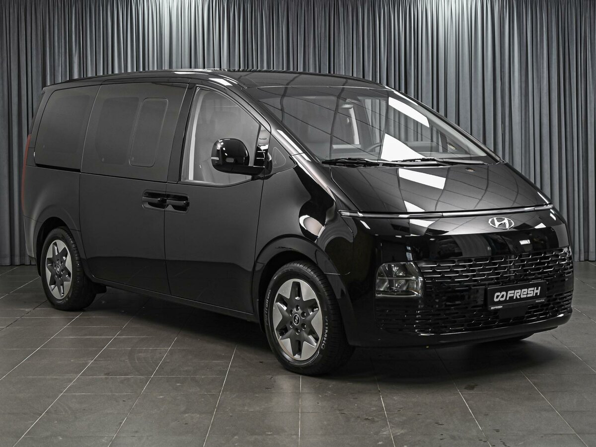 Открыть фотографии: Hyundai Staria I