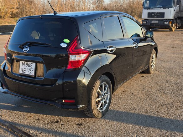 2020 Nissan Note II Рестайлинг, чёрный, 1150000 рублей - вид 3