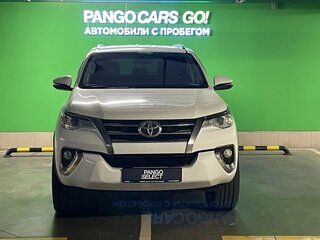 2019 Toyota Fortuner II, белый, 2775000 рублей, вид 2