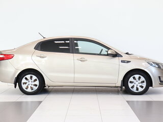 2014 Kia Rio III, золотистый, 591000 рублей, вид 5