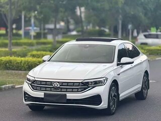 2023 Volkswagen Sagitar III Рестайлинг, белый, 1805000 рублей, вид 1