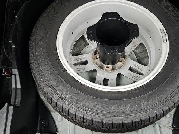 2012 SsangYong Actyon II, белый, 770000 рублей - вид 12