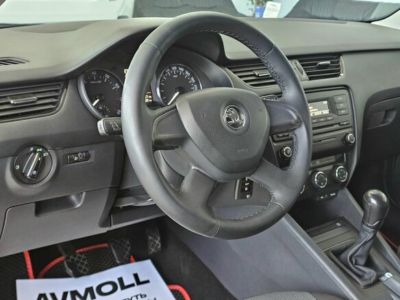 2014 Skoda Octavia III (A7), серебристый - вид 10