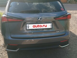 2020 Lexus NX 300h I Рестайлинг, серый, 4200000 рублей, вид 3