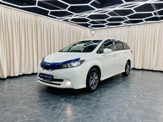 2012 Toyota Wish II, белый, 1499999 рублей, вид 2